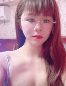 热门 · 河北区中项少妇-反馈极佳