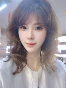 精品 · 江岸御姐小美 (精品推荐)