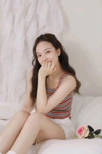 真实 · 蜀山居家少妇 (近期热门)