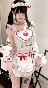 热门 · 一个比较难约的天菜嫩妹，制服多花样多 -强烈安利