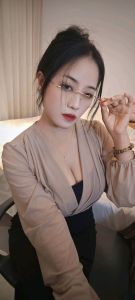 极品 · 成熟小骚妇思思-反馈极佳