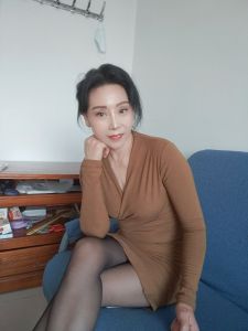 高分 · 碑林少妇芳姐 (无套路)