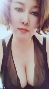 热门 · 秦淮三通熟女 (不可错过)