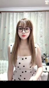同城 · 童颜大胸妹子 (好评如潮)