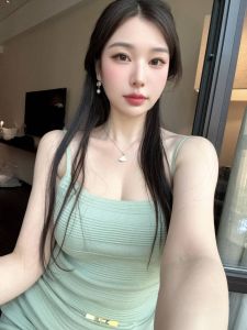 精品 ·  朝阳丰乳肥臀玩起来谁不爱-值得体验