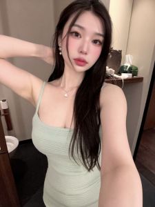 精品 ·  朝阳丰乳肥臀玩起来谁不爱-值得体验
