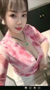 良心 · 贵阳重庆两边跑的大胸依依 (近期热门)